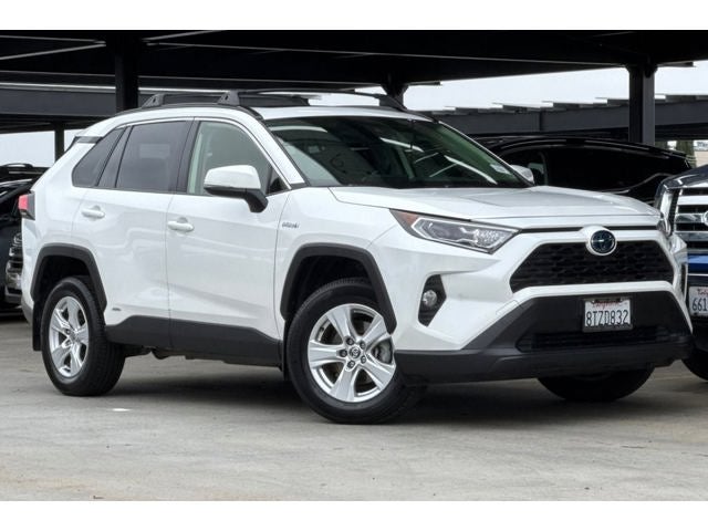 2021 Toyota RAV4 Hybrid XLE