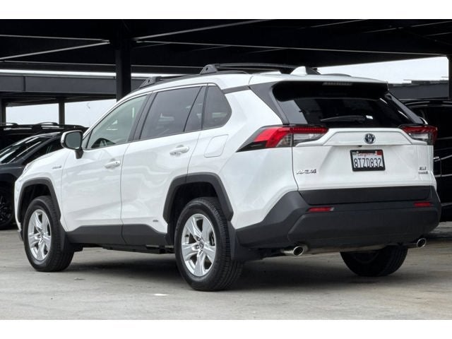 2021 Toyota RAV4 Hybrid XLE