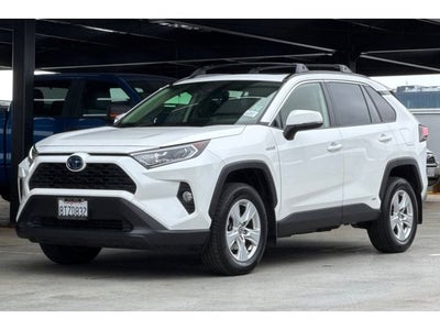 2021 Toyota RAV4 Hybrid XLE
