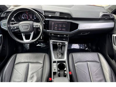 2021 Audi Q3 Premium quattro
