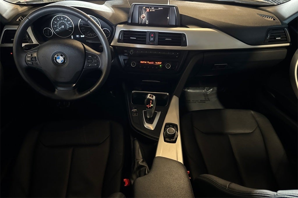 2015 BMW 3 Series 320i