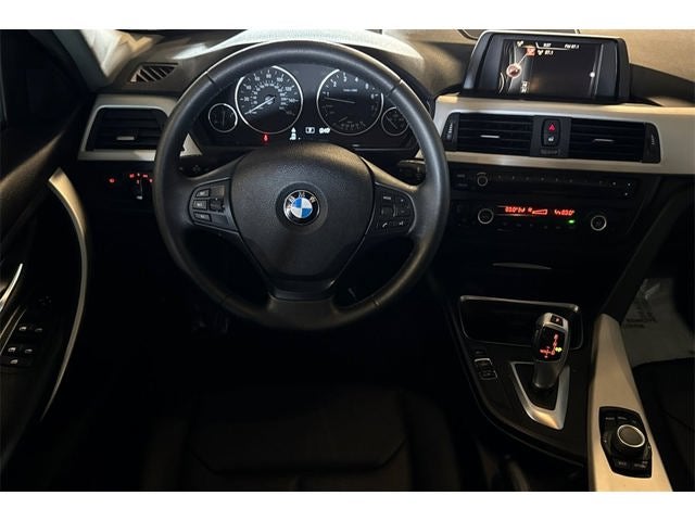 2015 BMW 3 Series 320i