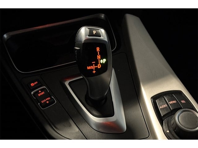 2015 BMW 3 Series 320i