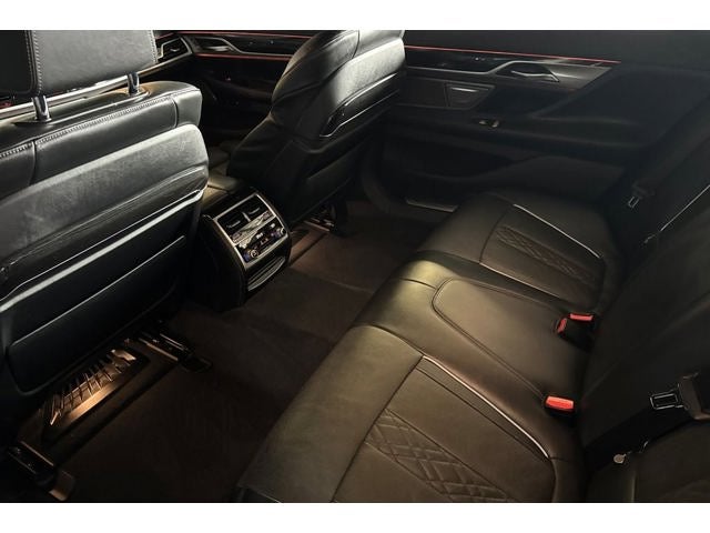 2019 BMW 7 Series 750i