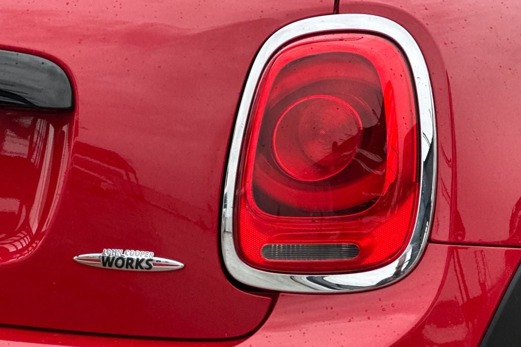 2018 MINI John Cooper Works Base