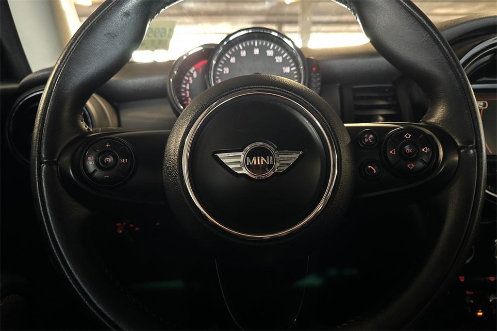 2017 MINI Hardtop 2 Door Cooper