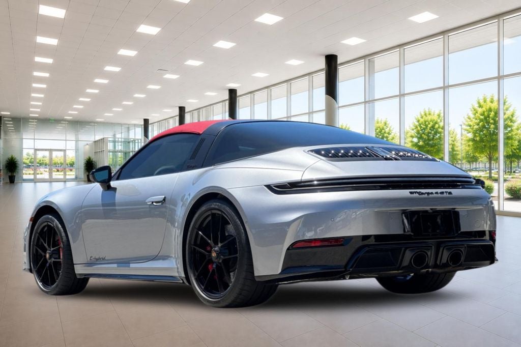 2025 Porsche 911 Targa 4 GTS