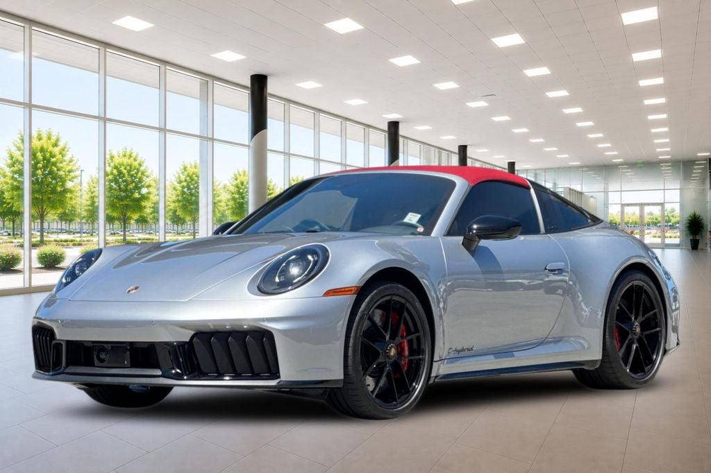 2025 Porsche 911 Targa 4 GTS