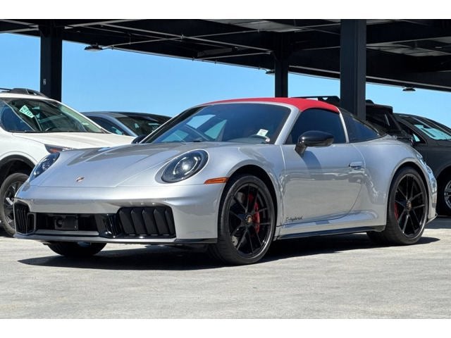 2025 Porsche 911 Targa 4 GTS