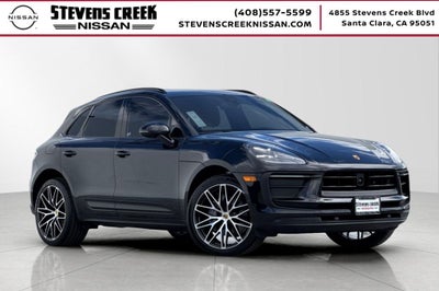 2022 Porsche Macan Base