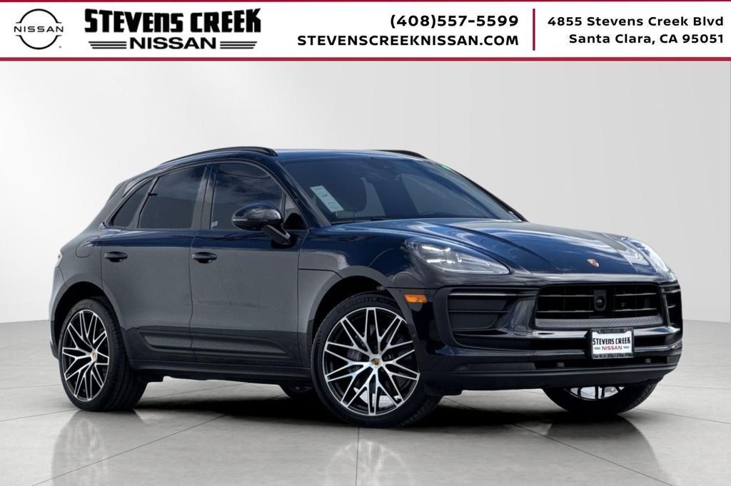 2022 Porsche Macan Base