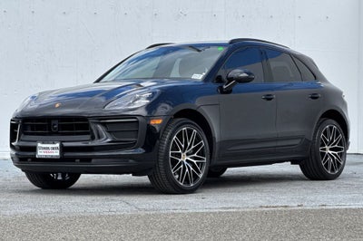2022 Porsche Macan Base