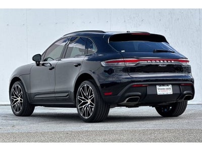 2022 Porsche Macan Base