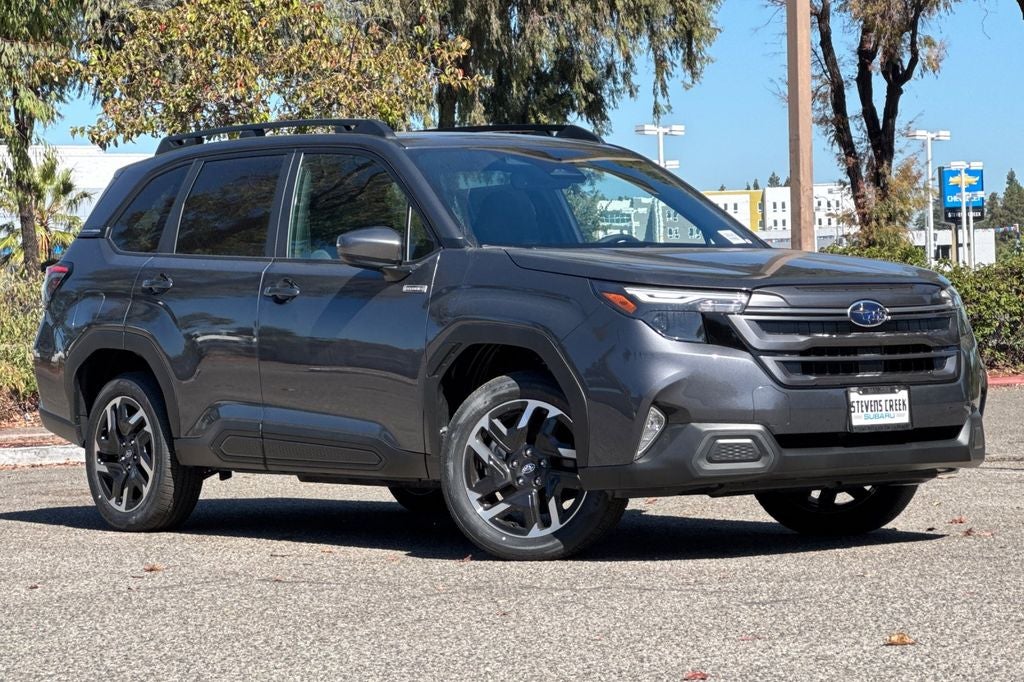 2026 Subaru FORESTER Premium Hybrid